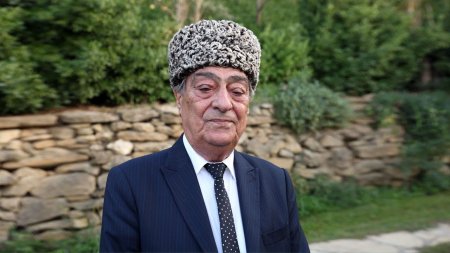 Rəşid Mahmudovun halı pisləşdi.