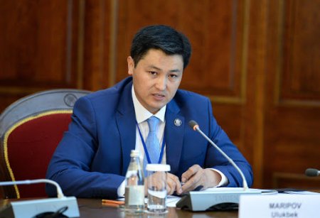 Atambayevin köməkçisi Qırğızıstanın Baş naziri olmağa ən real namizəddir