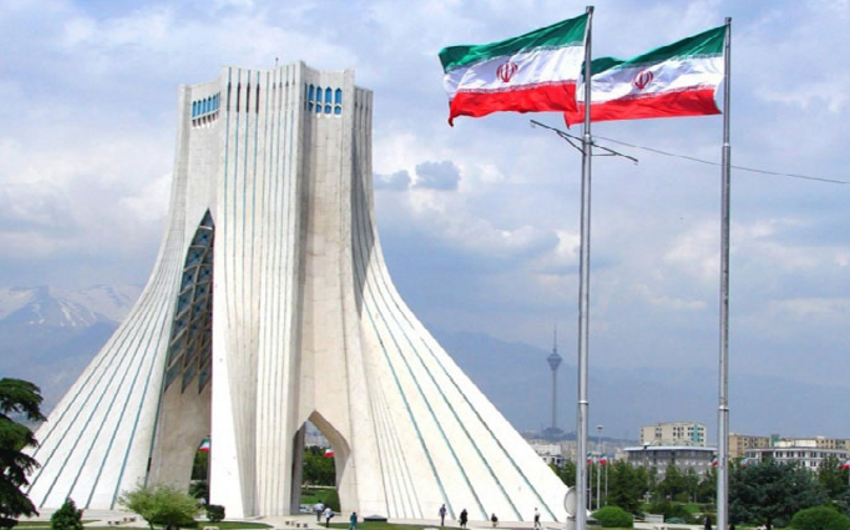  İranda prezidentliyə namizədlərin qeydiyyatı başlayır