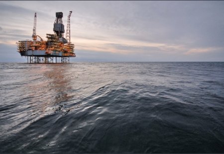 Azərbaycan nefti 77 dollara çatır 