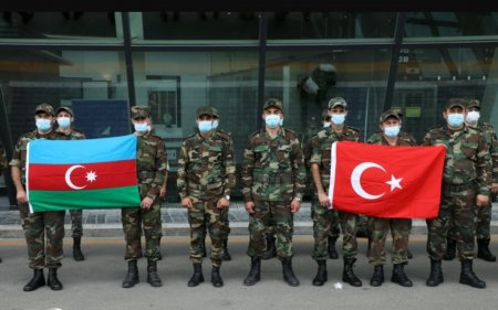 Azərbaycan qardaş Türkiyə Respublikasına 100 nəfərdən ibarət FHN əməkdaşını yardıma göndərdi.
