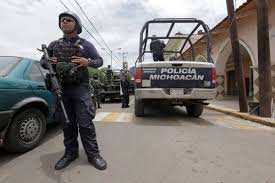 Meksikada polis əməkdaşları güllələniblər