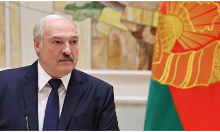 Belarus prezidenti Putin və Pasinyana zəng edib. 