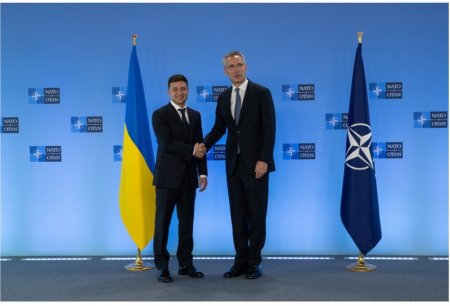 Ukrayna və Gürcüstan NATO-ya daxil olur