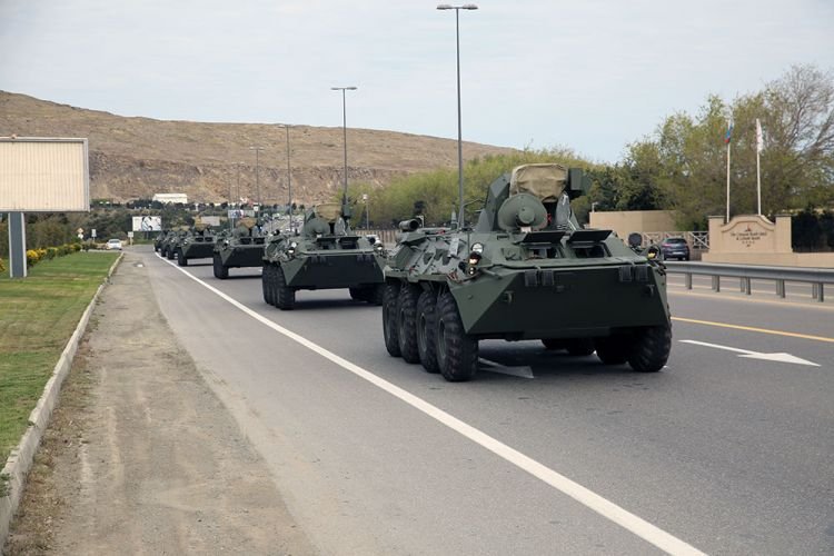 Rus tankları bu ərazilərə “maskalanıb” girdi