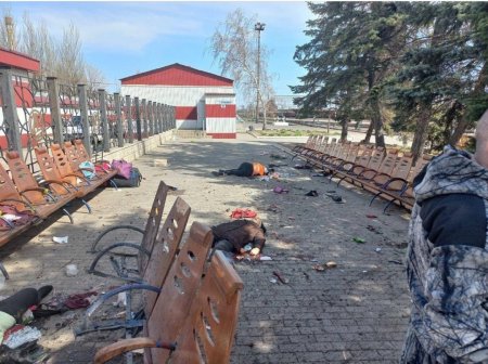 Faşist Putin rejimi Kramatorsk dəmiryolu vağzalını "Toçku U" ilə vurdu