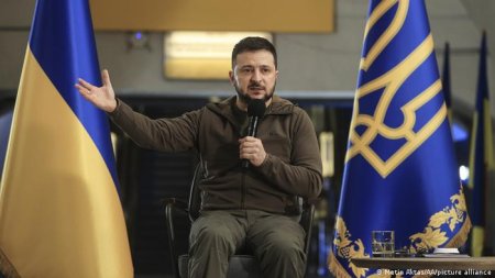 Zelenski: "Azərbaycandan daha çox dəstək gözləyirik"