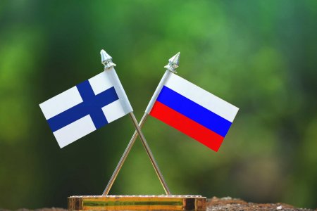 Rusiya Fillandiyanın iki diplomatını ölkədən qovdu