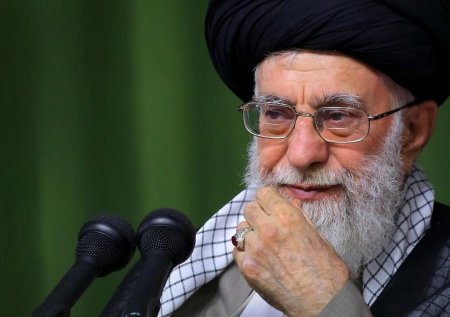 İranın ali dini lideri Əli Xameneinin ölüm xəbəri yayıldı