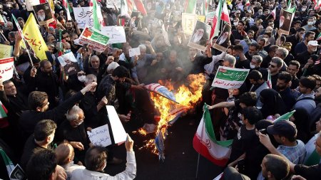 İranda baş verən ixtişaşlarda 47 uşaq olmaqla 298 etirazçı faşist rejim tərəfindən öldürülüb