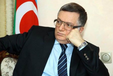 Əli İnsanovun məlum bəyanatından sonra İsfəndiyar Vahabzadə  HƏP-dən istefa verdi