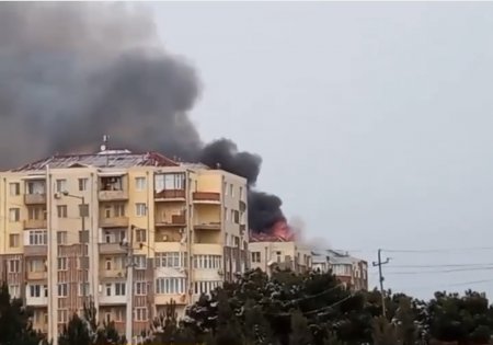 Abşeron rayonu Məhəmmədi ərazisində hündür mərtəbəli binada yangın baş verib