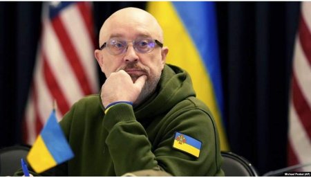 Ukrayna müdafiə naziri istefa verə biləcəyini bildirib 