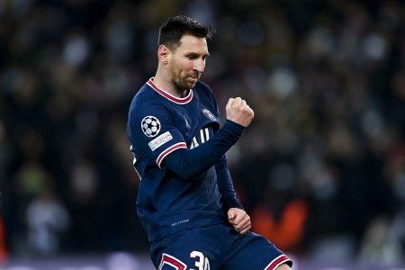 Messi "Marsel" -lə 700-cü qolunu vurdu
