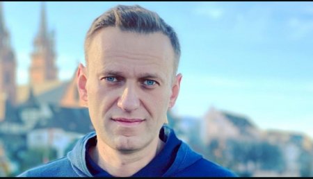 Putin rejimi Navalnıya 19 il cəza verdi