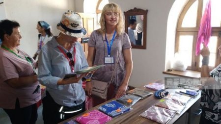 Ukraynalı uşaqlar Azərbaycan mədəniyyəti ilə tanış olub Ukraynalı uşaqlar Azərbaycan mədəniyyəti ilə tanış olub