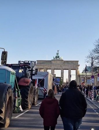 Almaniya tarixin ən böyük “protestosu” -nu yaşayır