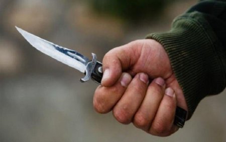 Quba şəhərində 18 yaşlı oğlan bıçaqlanıb