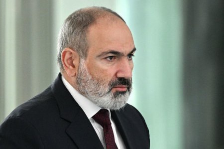Paşinyan: “İlk dəfə olaraq Ermənistan və Azərbaycan problemi masa arxasında həll olunub”