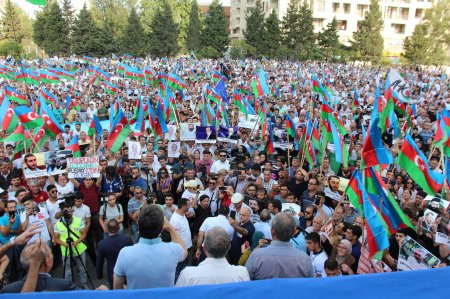 Hökumət müxalifətin miting arzusunu ürəyində qoydu