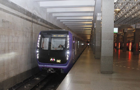 Bakı metrosunda faciə baş verib