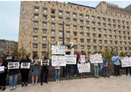 Gürcüstanda jurnalist Əfqan Sadıqovun müdafiəsilə bağlı aksiya keçirilib