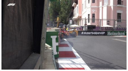 Məşhur pilot Bakı trasında qəza edib Məşhur pilot Bakı trasında qəza edib