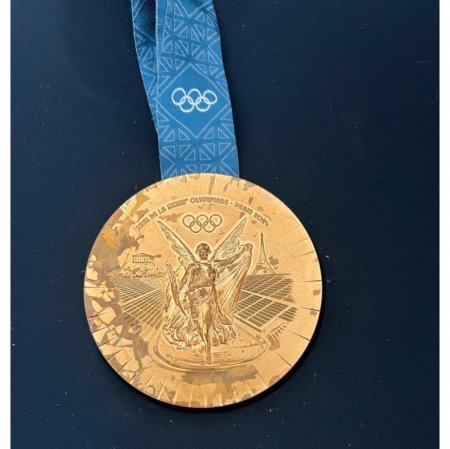 Daha bir idmançımızın medalı keyfiyyətsiz çıxdı - Geri qaytarır Daha bir idmançımızın medalı keyfiyyətsiz çıxdı - Geri qaytarır