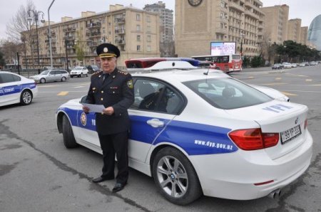 DYP piyadalara xəbərdarlıq etdi: “Qaydalara əməl edin, həyatınızı təhlükəyə atmayın” DYP piyadalara xəbərdarlıq etdi: “Qaydalara əməl edin, həyatınızı təhlükəyə atmayın”