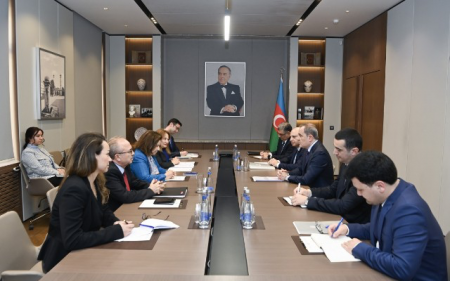 Azərbaycan və Türkiyə siyasi məsləhətləşmələr keçirdi Azərbaycan və Türkiyə siyasi məsləhətləşmələr keçirdi