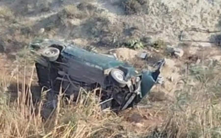 Sumqayıtda avtomobil dərəyə aşdı Sumqayıtda avtomobil dərəyə aşdı