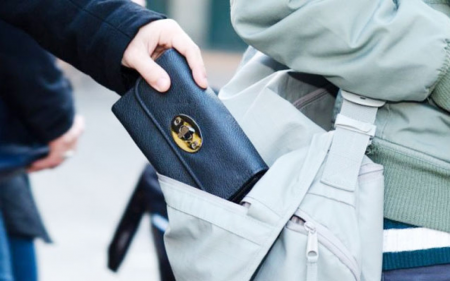 Nəsimi rayonunda talama və oğurluq hadisələri baş verib Nəsimi rayonunda talama və oğurluq hadisələri baş verib