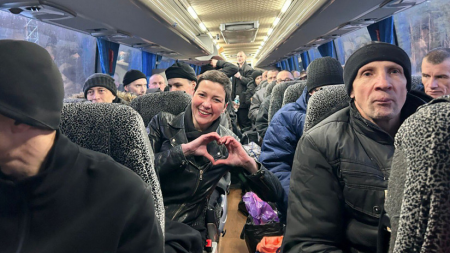 Belarus daha 123 “siyasi məhbus”u azad edib, ABŞ sanksiyaları qaldırmağa razılaşıb Belarus daha 123 “siyasi məhbus”u azad edib, ABŞ sanksiyaları qaldırmağa razılaşıb