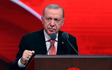 Ərdoğan Rusiyanı və Ukraynanı Qara dənizdə xəbərdar etdi Ərdoğan Rusiyanı və Ukraynanı Qara dənizdə xəbərdar etdi