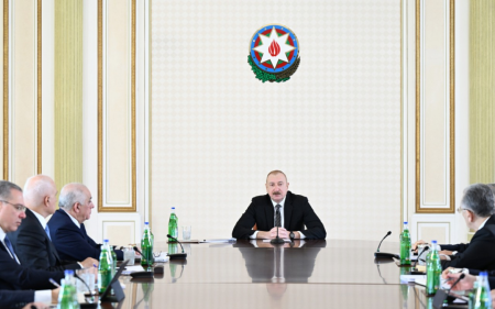 Prezident su təchizatı və drenaj sistemləri ilə bağlı müşavirə keçirib Prezident su təchizatı və drenaj sistemləri ilə bağlı müşavirə keçirib