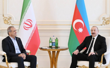 Pezeşkian İlham Əliyevə zəng edib Pezeşkian İlham Əliyevə zəng edib