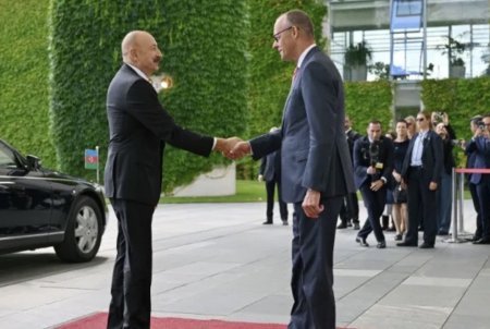 Azərbaycan və Almaniya münasibətlərində yeni mərhələ: Berlində strateji sənədlər imzalandı Azərbaycan və Almaniya münasibətlərində yeni mərhələ: Berlində strateji sənədlər imzalandı