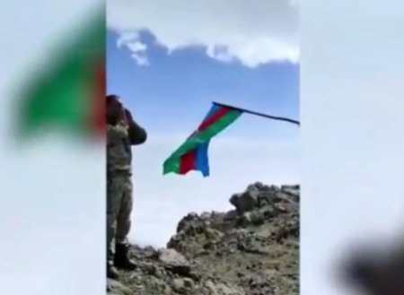 İŞĞAL OLUNMUŞ TORTAQLARIMIZDA BAYRAĞIMIZ QALDIRILİR, AZAN VERİLİR