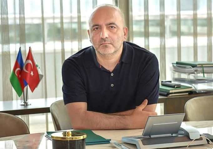 Mübariz Mənsimov jurnalistlərə ETİRAZ ETDİ: “Belə dəstəyi istəmirəm!”