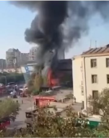 Nərimanov metrosu yaxınlığında dükan yandı