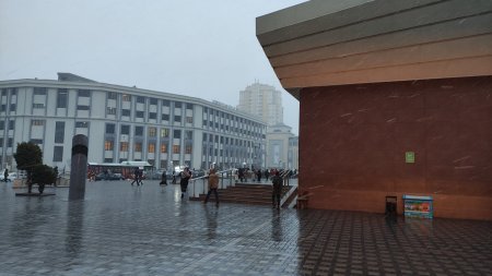 Bakıya ilk qar yağdı