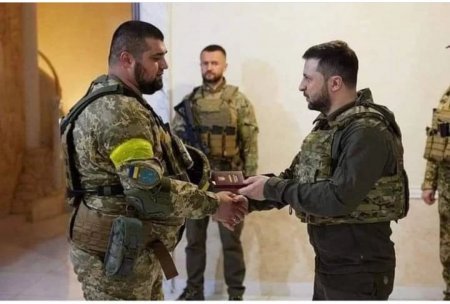 Zelinski daha bir azərbaycanlı döyüşçünü təltif etdi 