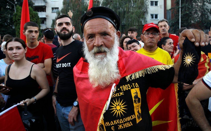 Şimali Makedoniyada nümayişçilərlə toqquşmalarda 47 polis yaralanıb