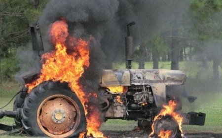 Qusarda traktor və qoşqusuna yığılan 3,7 ton ot bağlaması yanıb