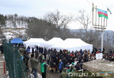 Xankəndi-Laçın yolunda etiraz aksiyası 28 gündür davam edir