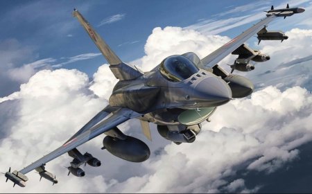 ABŞ F-16 qırıcıları ilə İran hərbi bazalarına zərbələr endirib