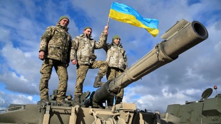 Ukrayna ordusu Baxmut uğrunda qanlı döyüşlər aparır