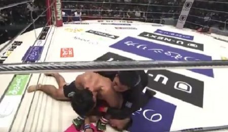 Tofiq Musayev MMA döyüşündə növbəti qələbəsini qazanıb