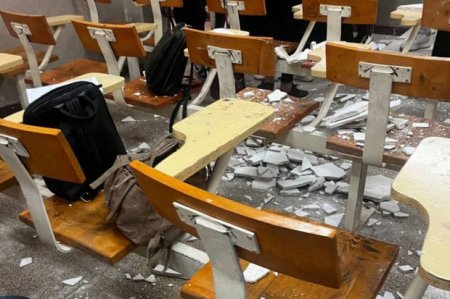 İranda olan universitetin tavanı dərs vaxtı tələbələrin üstünə tökülüb