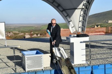 Azərbaycan Respublikasının Prezidenti İlham Əliyev noyabrın 8-də Füzuli rayonunda Qarğabazar kəndinin təməlini qoyub.